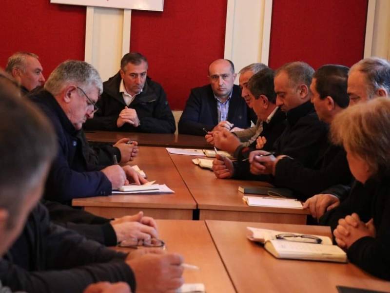 სამუშაო შეხვედრა ცაგერის მუნიციპალიტეტში